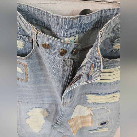 Jaded Gypsy Evening Meadows Distressed Patchwork Boyfriend Jeans | Size S/M - Picture 6 of 7